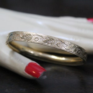 14K GF Marathon Signed Hinged Bangle Bracelet Repousse Leaf