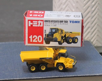 Komatsu Dump Truck Hd1200m Metal Model by Yonezawa Toys Diapet 1