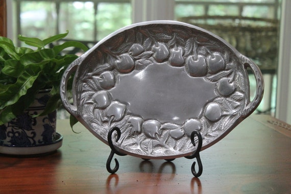 Peltrina Metalware Oval Platter Fruit Motif pewter Cast Aluminum Argentina Metal Serveware Decorative Serving Plate Etsy Norway
