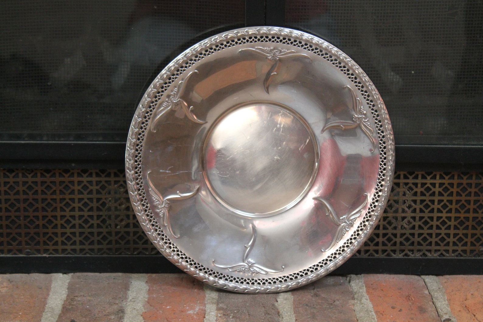 Fantasy Tudor Plate Silver Plate Tray or Server 11 Round Etsy