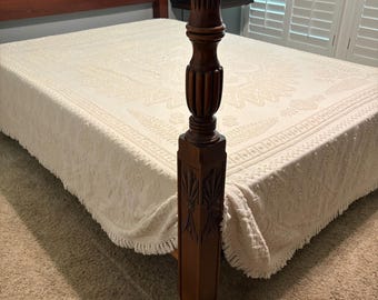 Sears Chenille Tagesdecke 120 x 96 Perma-Prest Bates Art zu verbreiten für volles oder französisches Hobnail Chenille