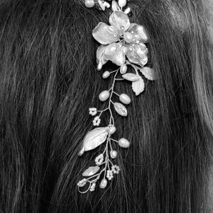 Wild Rose flower crown, bridal hair accessories. Floral bridal hair comb. image 9