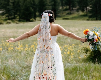 Orange wildflower veil / veil with embroidered flowers / alternative bridal veil / woodland wedding veil / floral wedding veil