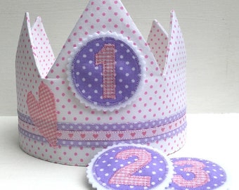 Birthday crown with 3 arbitrary number buttons (103.28-48.10.04.H04)