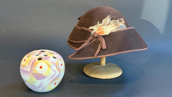 Two Jazz Age Artifacts - C1930 Flapper Hat and Ar… - image 1