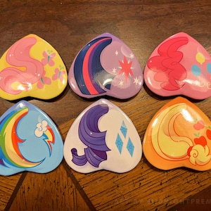 My Little Pony Mane 6 Cutie Mark Buttons MLP Friendship is Magic FiM Pin Rainbow Dash Twilight Sparkle Pinkie Applejack Rarity Fluttershy