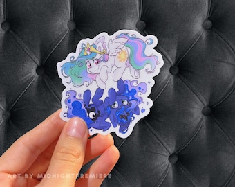 LunaTia Vattentät Klistermärke | Diskmaskinssäker 7,5 cm Vinyldekal för Bil och Laptop | Prinsessan Luna Celestia MLP FiM My Little Pony Vänskap är Magi