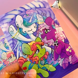 Impressão de cartão postal 4x6 da Celestia, Tree Hugger, Cheerilee dos anos 80, MLP FiM My Little Pony A amizade é mágica, minipôster de Nicole Oliver