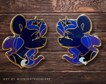Luna Kissing Enamel Pin | 2" MLP Now Kiss: An Enamored Equestrian Enamel Pin Project | FiM My Little Pony Friendship is Magic Princess