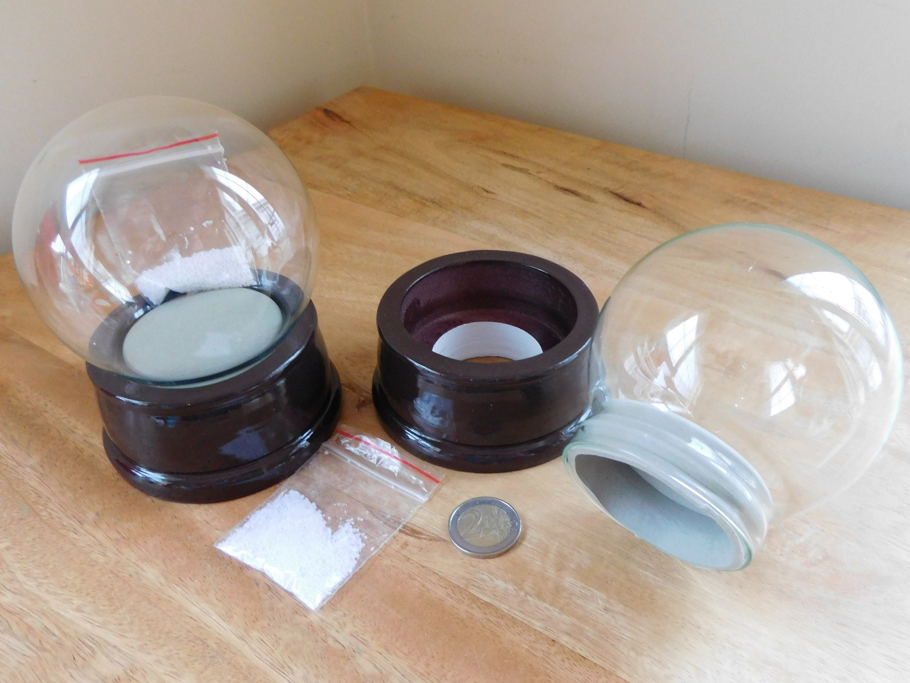 Replacement glass for Snowglobes (globe, seal & snow - 100mm)