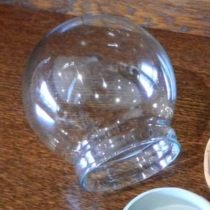 Replacement glass for  Snowglobes (globe, seal & snow - 100mm)