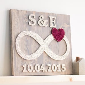 Infinity String Art Zeichen - Personalisiertes Hochzeitsjubiläum oder Wandkunst, individuelles Paargeschenk