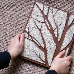 Modello di arte con stringhe - Modello di sagoma di albero immagine 2