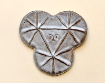 Clover, ceramic wall hanging