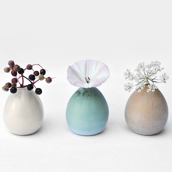 3 mini porcelain vases for small flowers. Egg vases. Miniature small vase