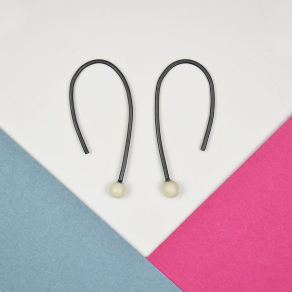 Minimalist porcelain earrings, oxidized black silver wire. Dainty earrings