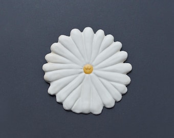 Daisy. Ceramic flower, wall decor