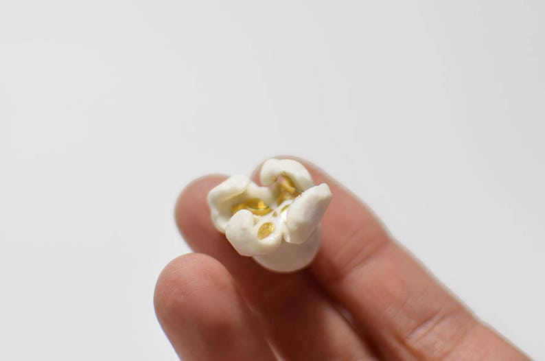Popcorn pin. Porcelain brooch. Food jewelry. Gold / or