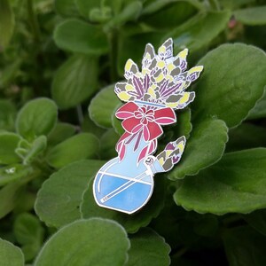 Anniversary Hat Pin LE