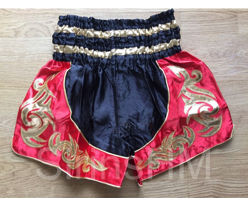 Christmas Dots White And Red Print Muay Thai Boxing Shorts main image 1
