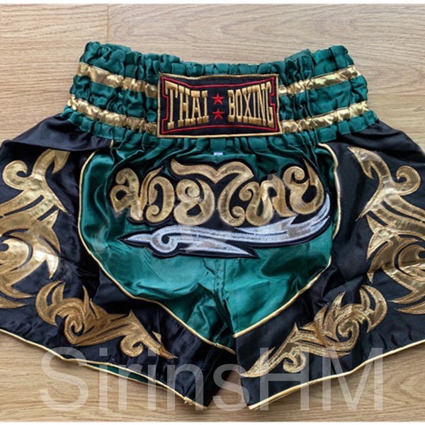 Pantalón Corto de Boxeo Muay Thai para Adulto - Verde Negro con Raya Tailandesa Dorada