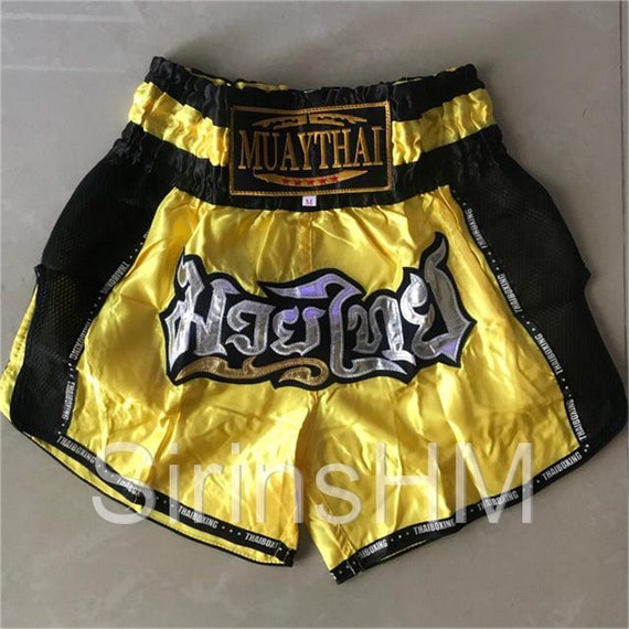  Pantalones cortos de boxeo Muay Thai; patrones tradicionales de  estilo de estrella tailandesa dorado-negro con letras tailandesas doradas  Muay Thai, Letra tailandesa dorada negra con oro Muay Thai : Ropa, Zapatos