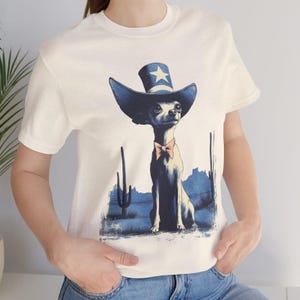 Chihuahua Shirt, Vintage Dog Shirt, Dog Lover Gift, Dog Mom Gift, Chihuahua Mom, Chihuahua Dad Gift, Cool Retro Design