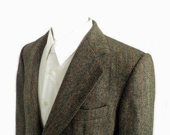 1970 Luxury Dark Brown and Oatmeal Herringbone Tweed Wool Jacket by Hirmer Munich Taille M 40 pouces Poitrine Traditionnelle Classique Country Casual