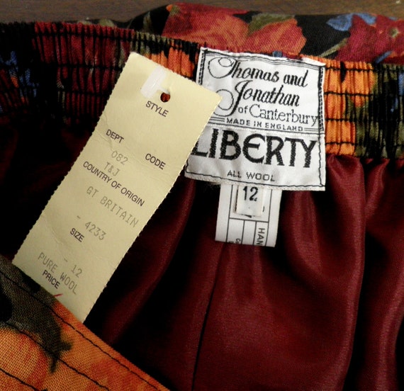 1980s Liberty Varuna Wool New Burnt Orange Red Bl… - image 7
