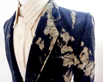 1980s Black Cream and Brown Bleach Dye Cotton Dogtooth Velvet Jacket from JustIZ  Size S  Chest 36 inches Made in Wales Boho Tie Dye Street