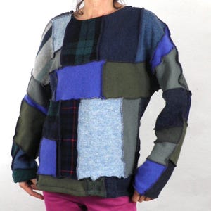 Jersey/suéter de patchwork de lana hecho a mano en azul, verde y tartán talla L