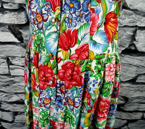 1980s Liberty Print New Green Red Pink and Blue F… - image 4