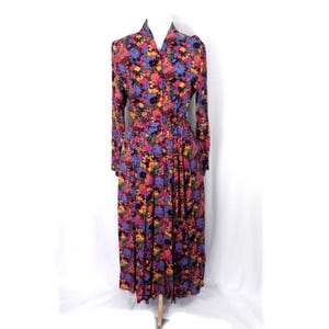 Vestido-camisa evasê Liberty New, preto, amarelo, azul e laranja, floral, da década de 1980, da Thomas and Jonathan, tamanho P, Reino Unido 10, fabricado na Inglaterra