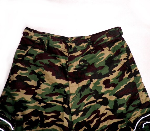 1990s Green Brown Black and Sand Camo Cargo Raver Shorts With
