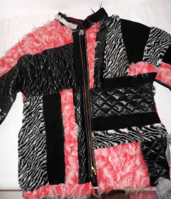 One off Black Red & White Textural Patchwork Zipp… - image 2