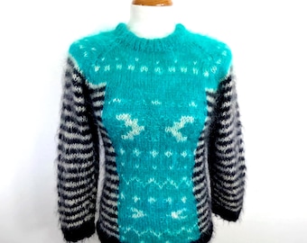 80s Vintage Black Mohair No Fatens Embroidered Sweater Jumper