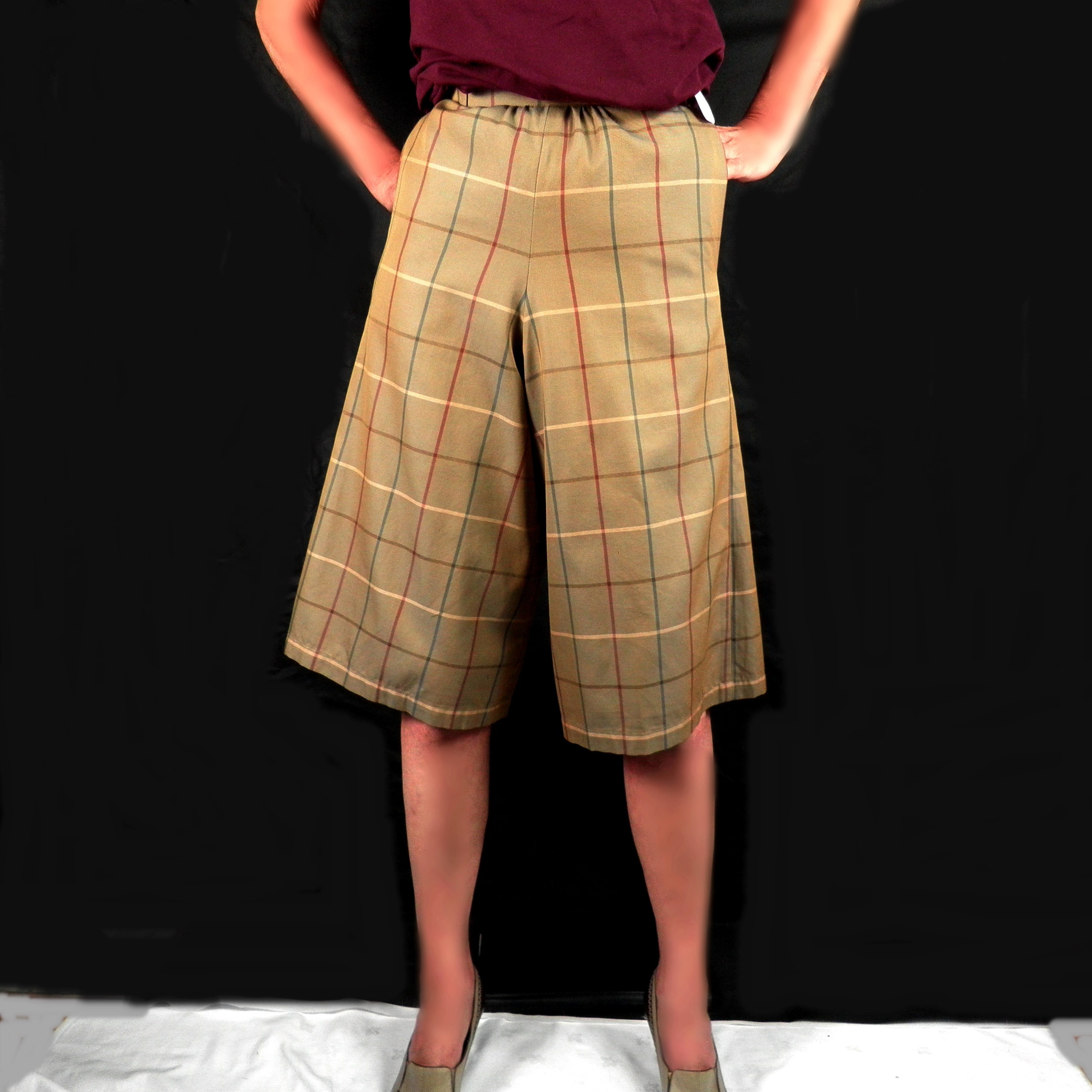 1980s Burberry Sample New Greige and Gold Two Tone With Red and