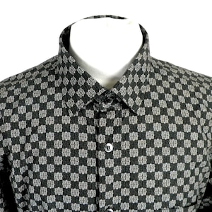 1980s Monochrome Op Art Geometric Cotton Tailored Long Sleeved Shirt by Signum of Berlin  Size L / XL Classic Boho Streetwear