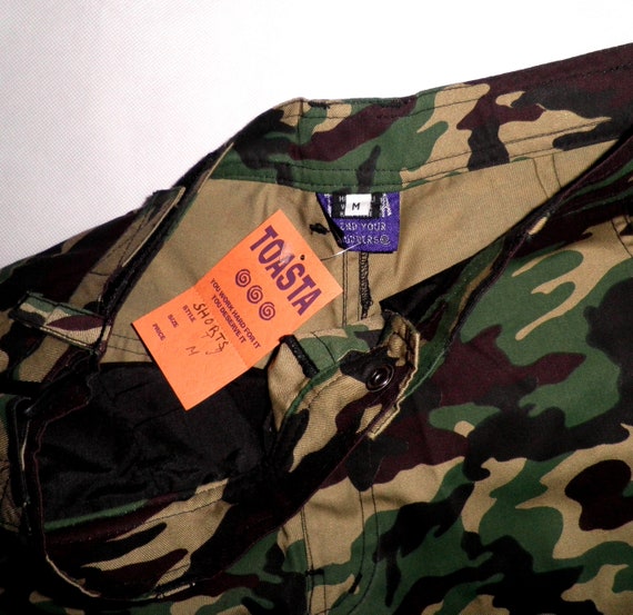 1990s Green Brown Black and Sand Camo Cargo Raver Shorts With