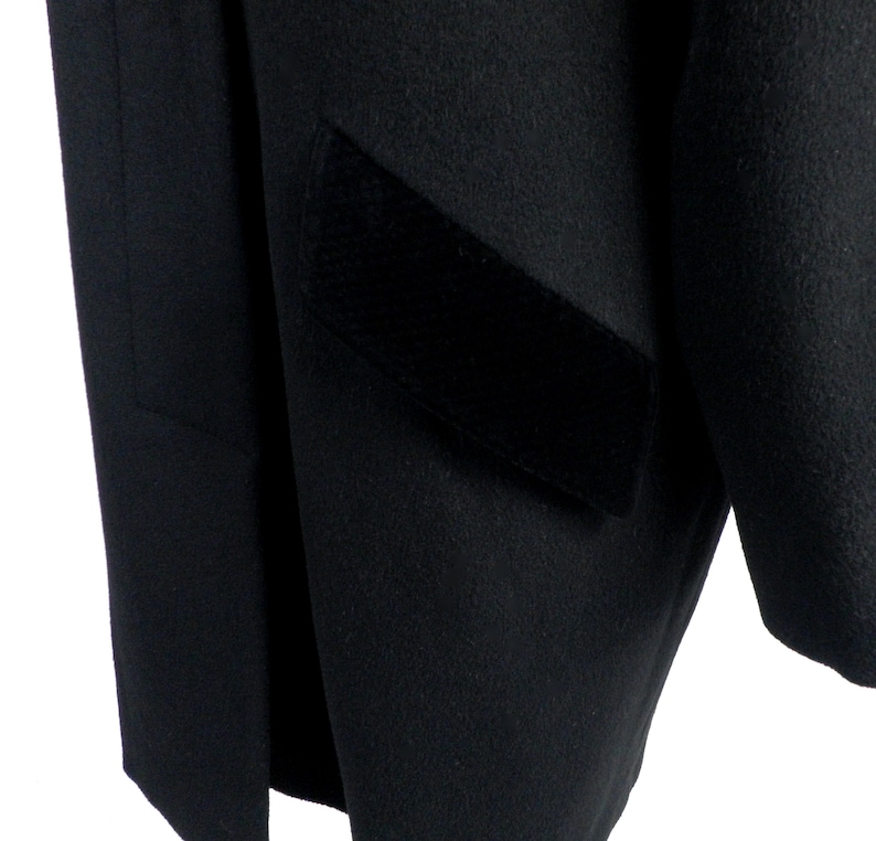 1980s Intense Black Tailored Wool and Cashmere 3 4 Coat with Velvet Collar by House of Fraser Size UK 16 Classic Traditional Boho Luxury