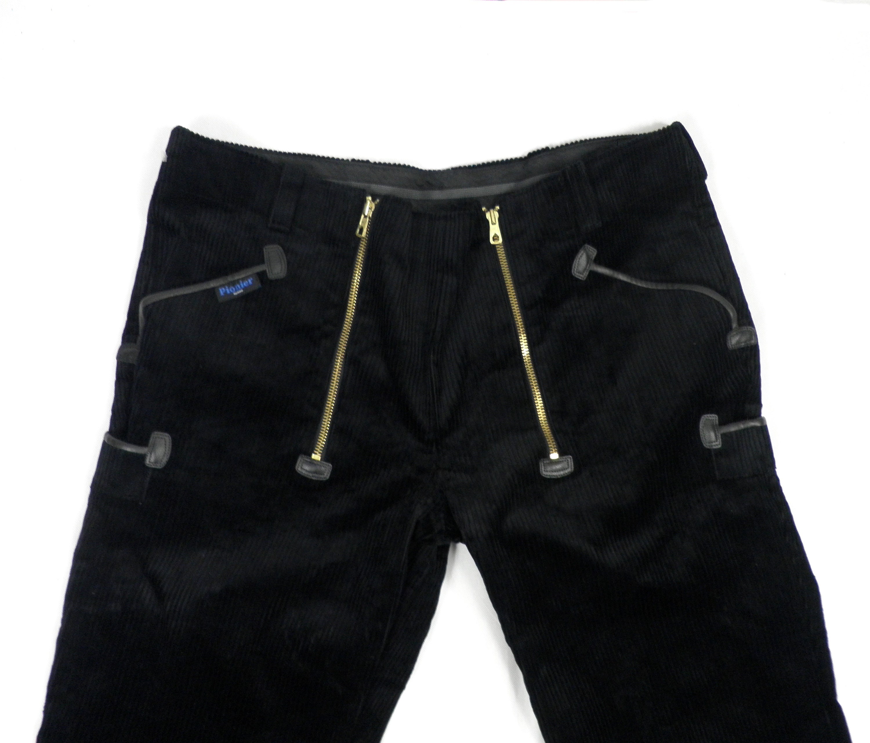 1990s New Stylish Black Tapered Leg Cotton Wale Cord Guild