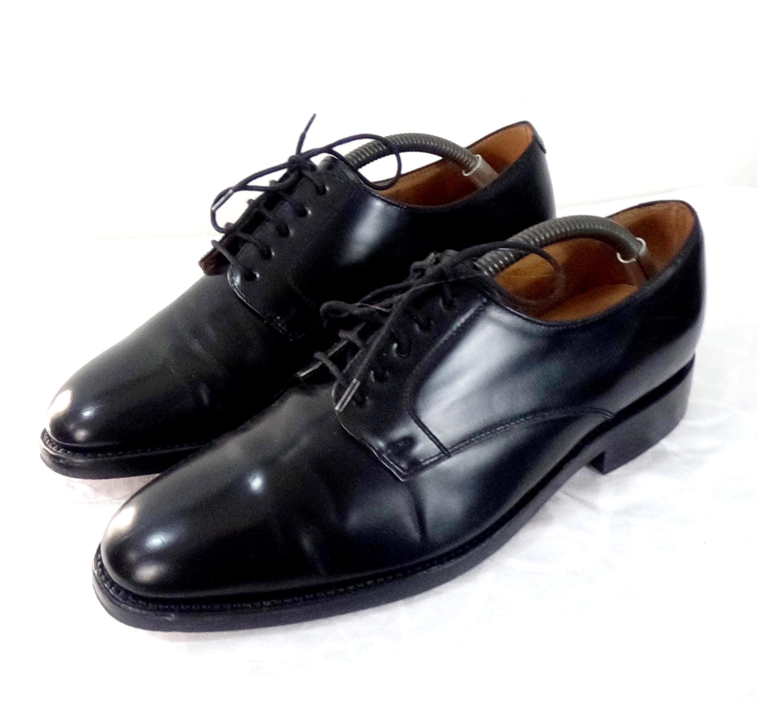 Chaussures Jones Bootmaker - Taille 5, Cuir Noir, Talon Haut (7.6-10 Cm), Occasion
