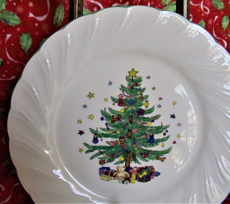 Nikko Christmas Dinner Plates Set of 6 Vintage Happy Holidays Etsy