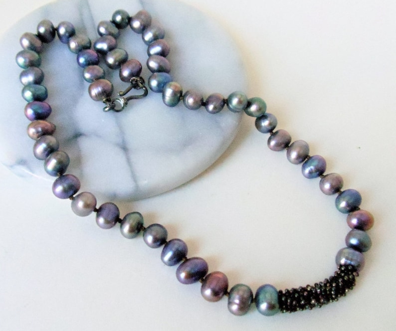 Vintage Hand Knotted Genuine Cultured Freshwater Pearls Beaded Necklace Shiny Rainbow Gray Baroque Pearls Necklace Genuine Pearls Necklace