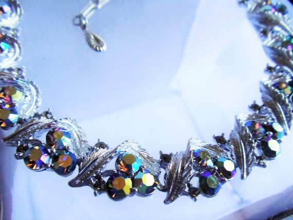 Lisner Lavender Blue Aurora Borealis Choker Neckla