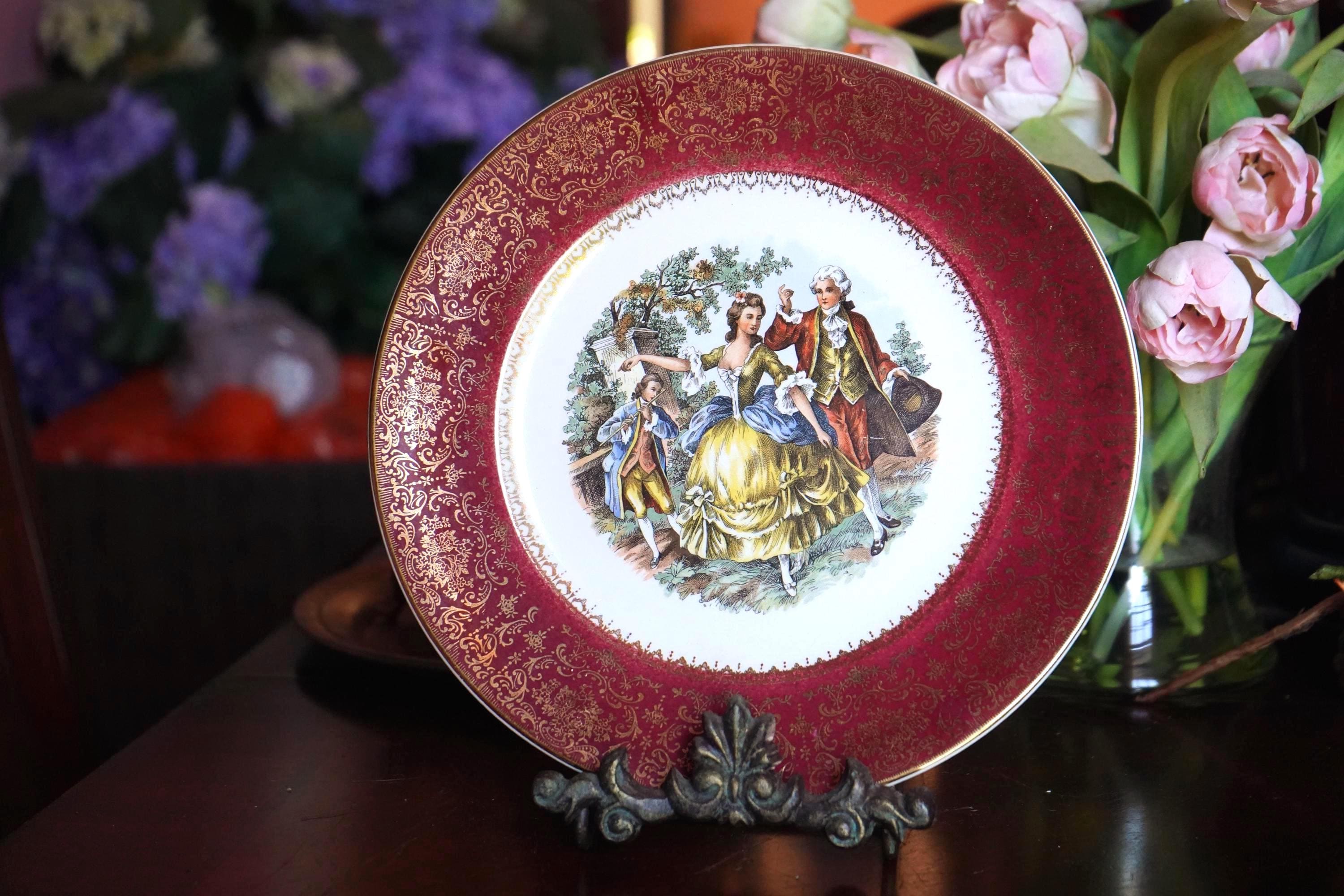 Vintage Imperial Salem Plate, 23K Gold Filigree, Colonial Couple