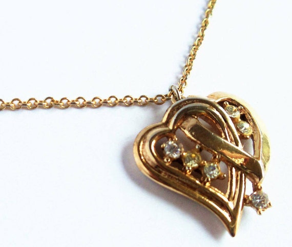 レビュー高評価の商品 heart Trifari pendant Gem - その他