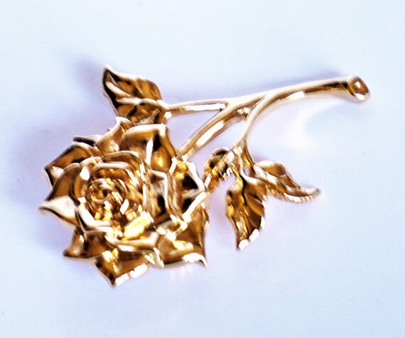 Gold Tone Rose Brooch, Vintage Large Sparkling Fig