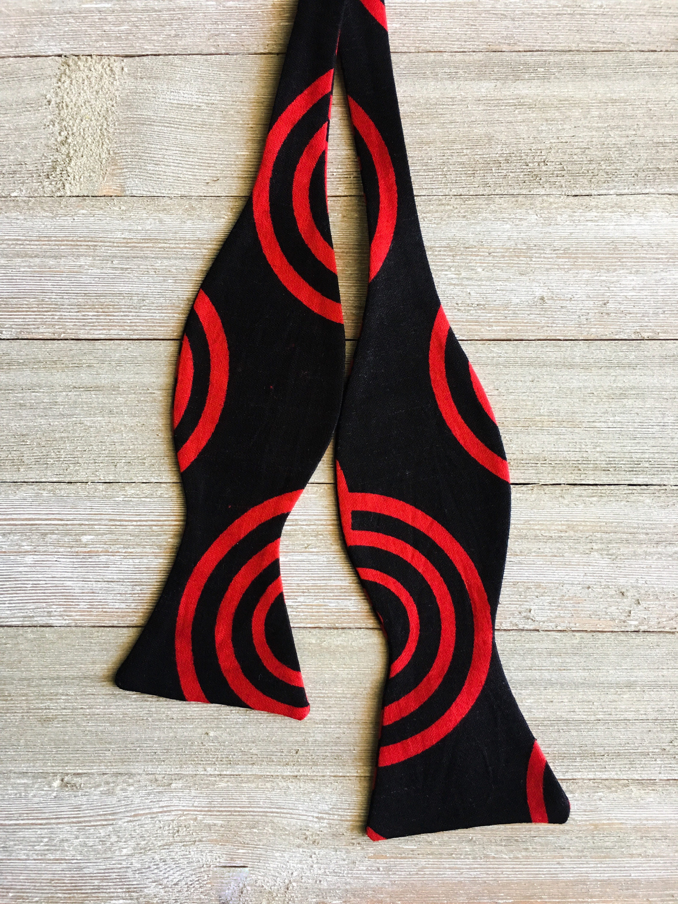 African fabric Bow tie, mens bow tie, red bow tie, black bow tie
