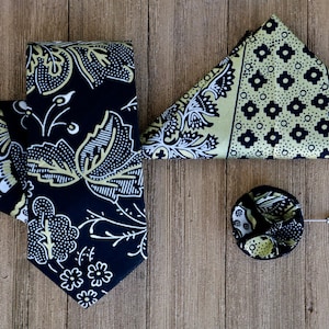 Necktie - African Necktie - Black and Gold Tie - Men&#39;s Anniversary Gift - Dashiki Tie - Skinny Wedding Tie